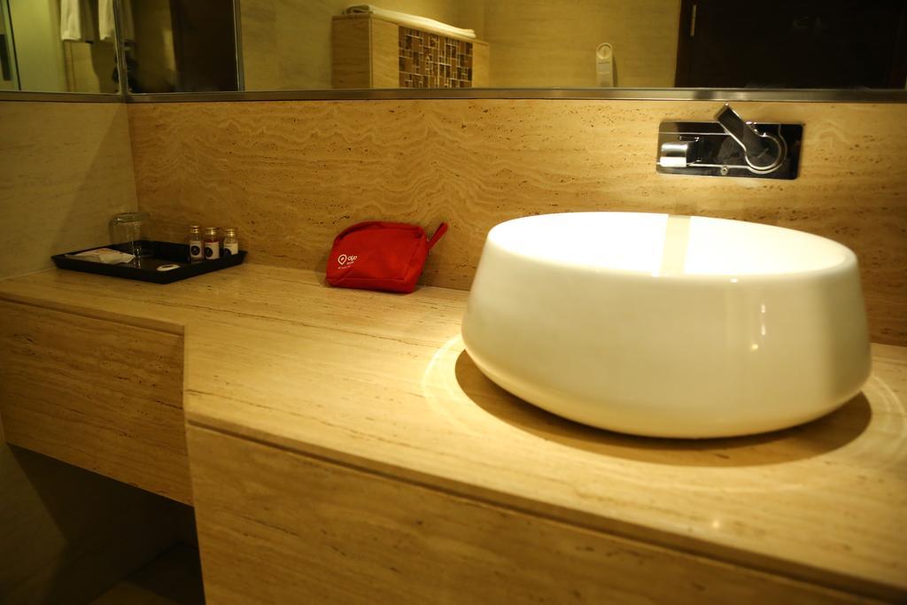 Oyo Premium Panchkula Sector 5 Hotell Exteriör bild