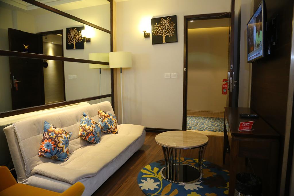 Oyo Premium Panchkula Sector 5 Hotell Rum bild